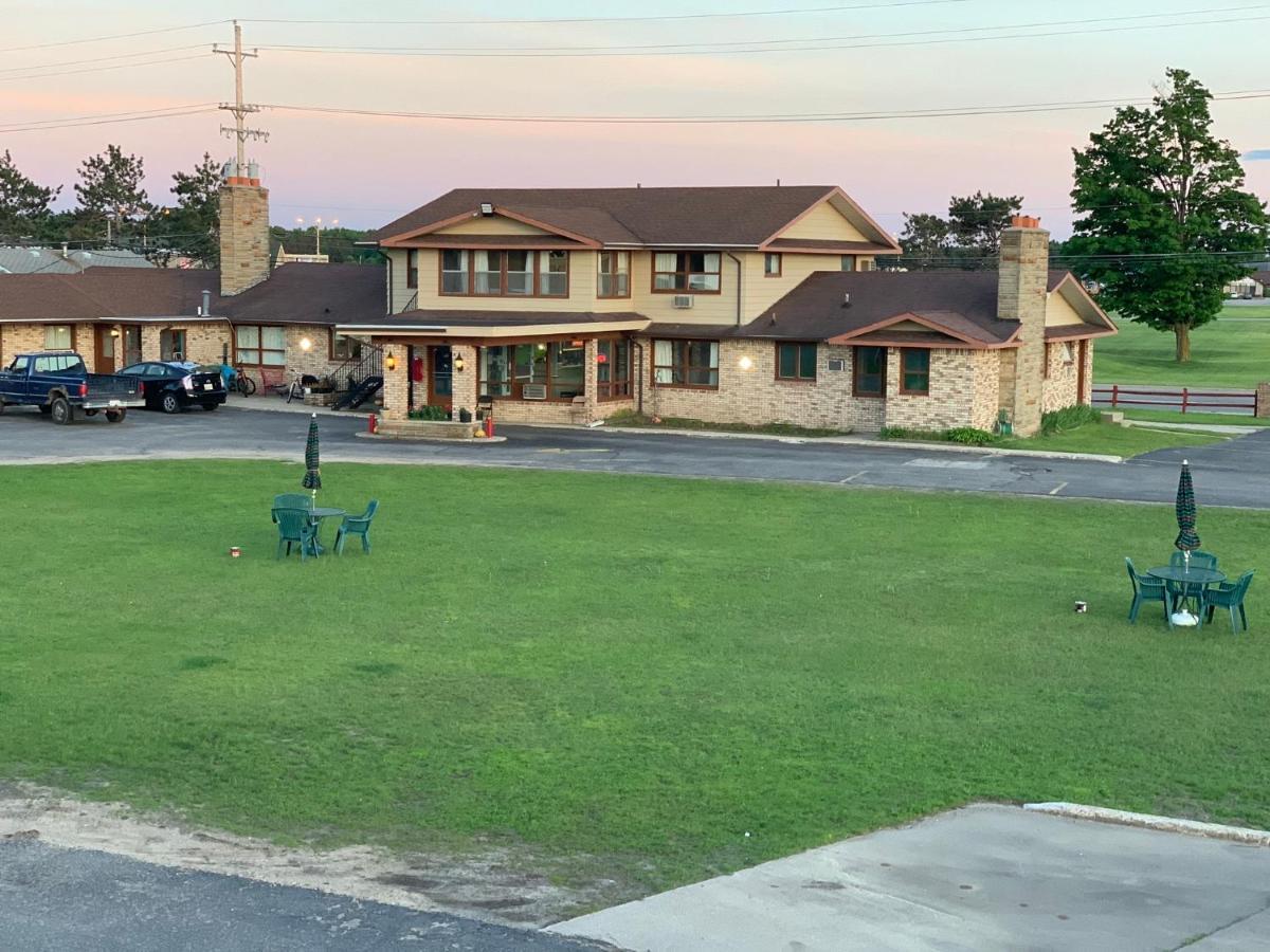 Timberly Motel Gaylord Dış mekan fotoğraf