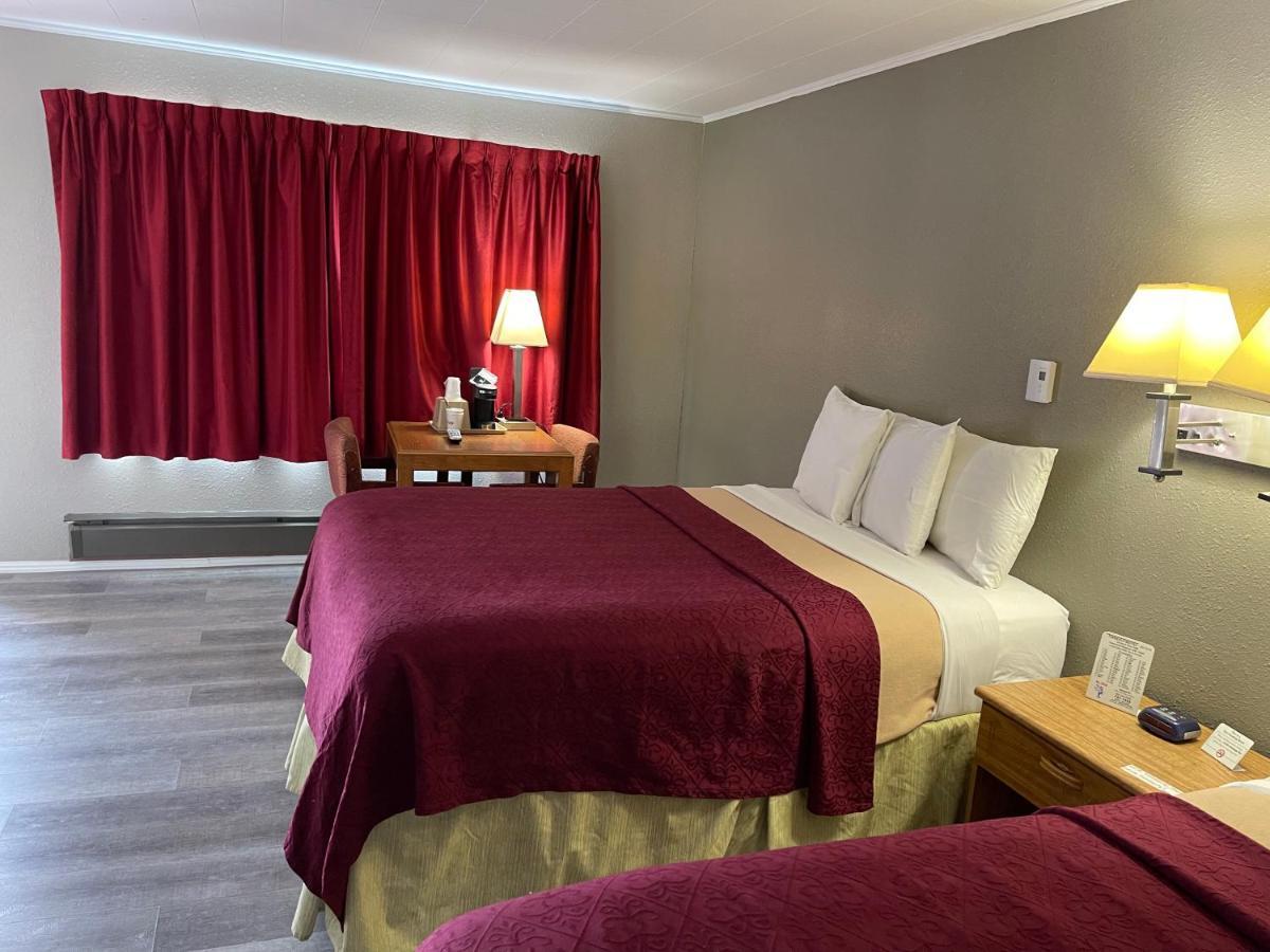 Timberly Motel Gaylord Dış mekan fotoğraf