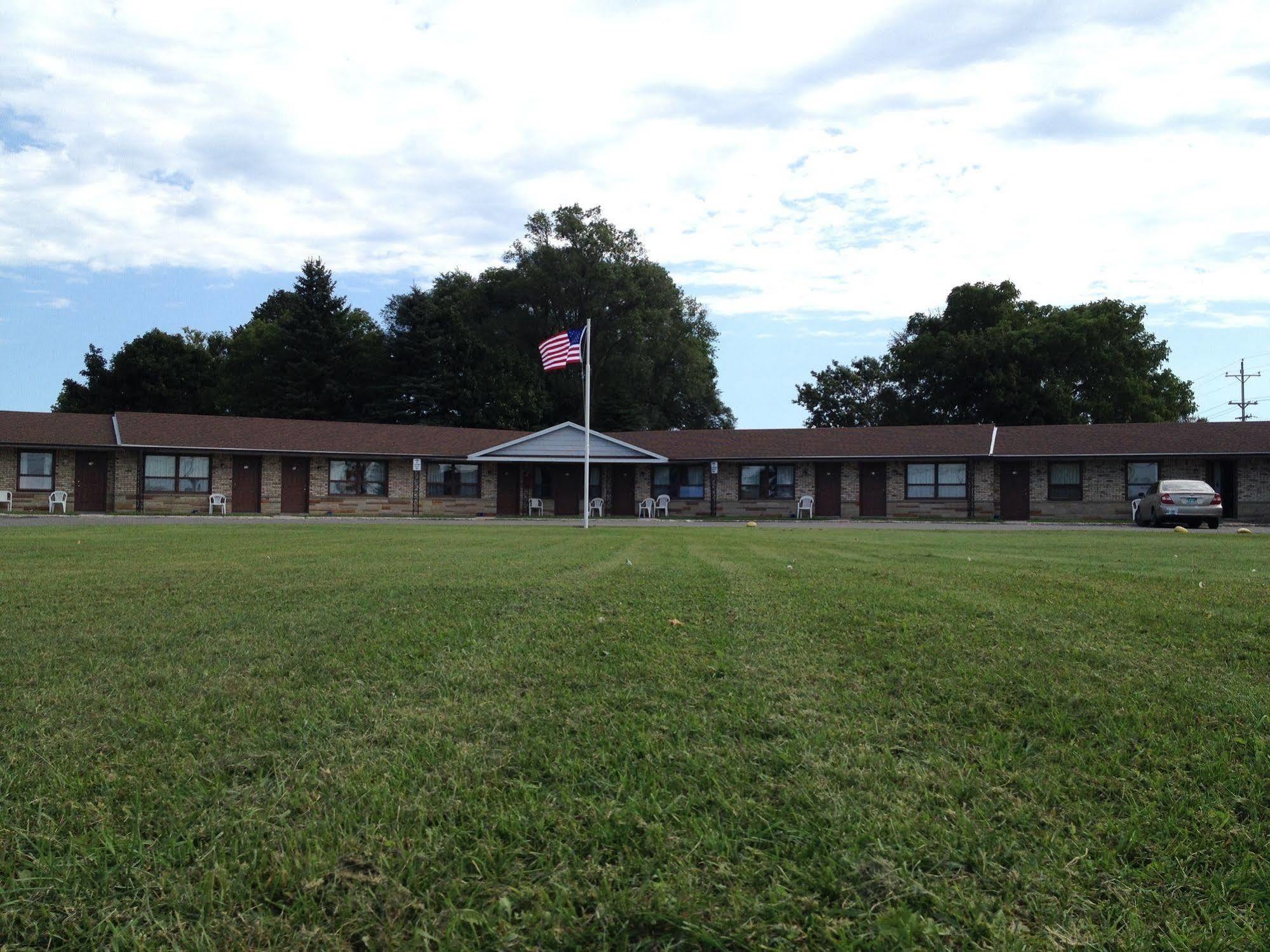 Timberly Motel Gaylord Dış mekan fotoğraf